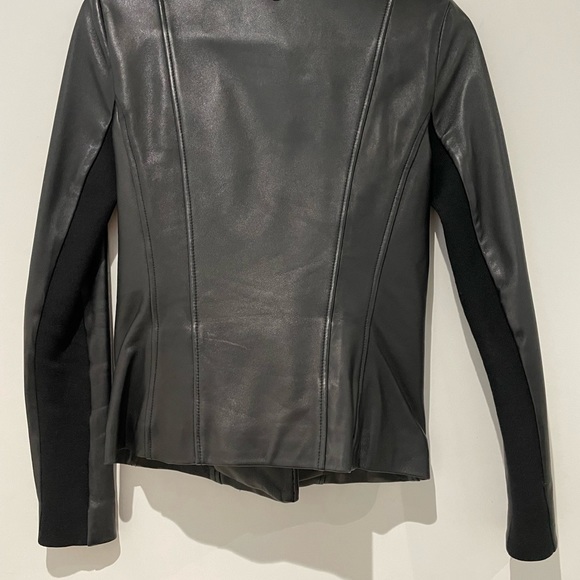 Mackage real lamb black leather. Size xxs.Mint condition. Worn 1 time for event. - Picture 6 of 9